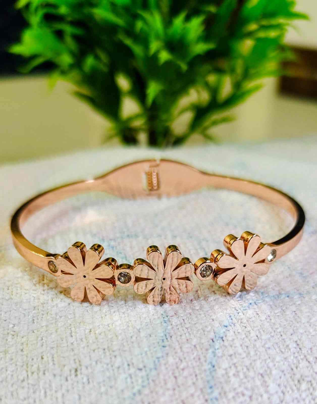Women Bracelet (Rose Gold)