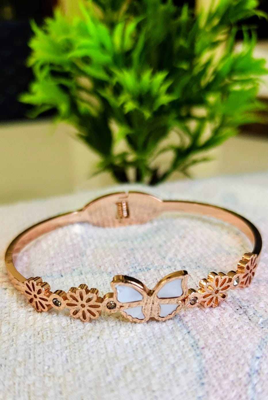 Women Bracelet (Rose Gold)